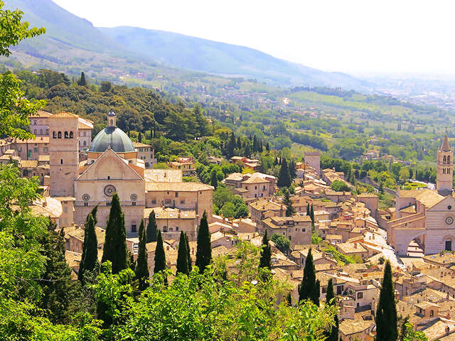 Discover Panama: The Land Between the Seas