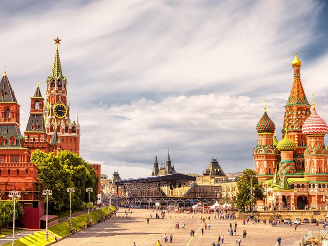 Historic Hotels of New England featuring The Equinox and Omni Mount Washington resorts