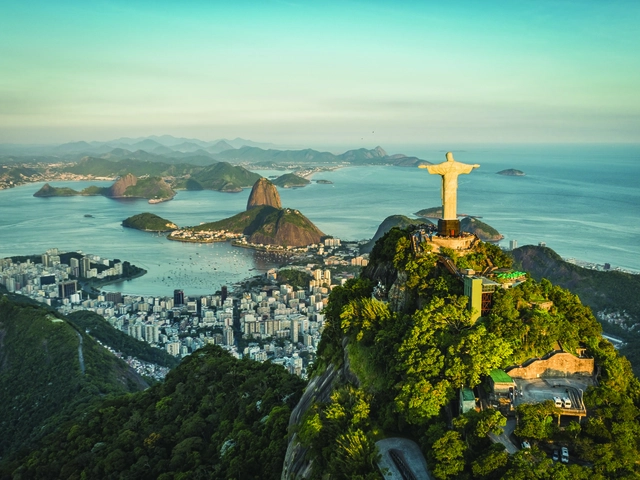 Highlights of South America featuring Buenos Aires, Iguazu Falls & Rio de Janeiro