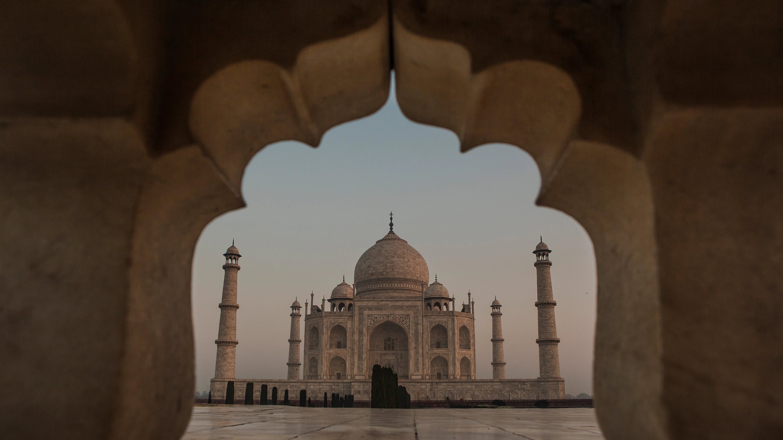 Explore India & Nepal