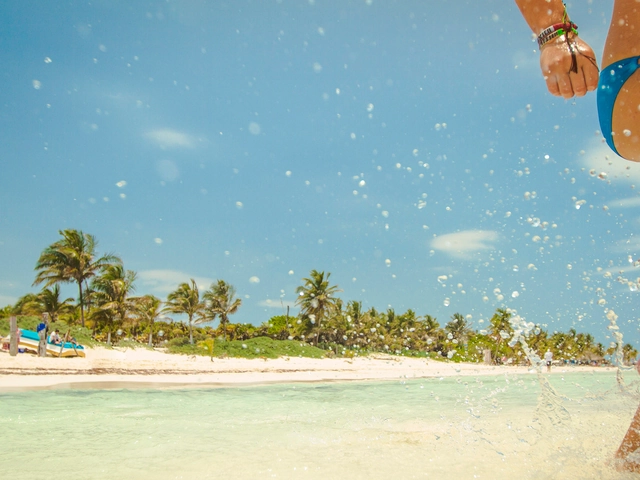 Mayan Sun Northbound: Cobblestones & Caribbean Culture