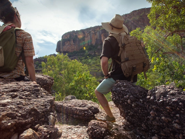 Complete Australia: Maxi Yachts & Mountains