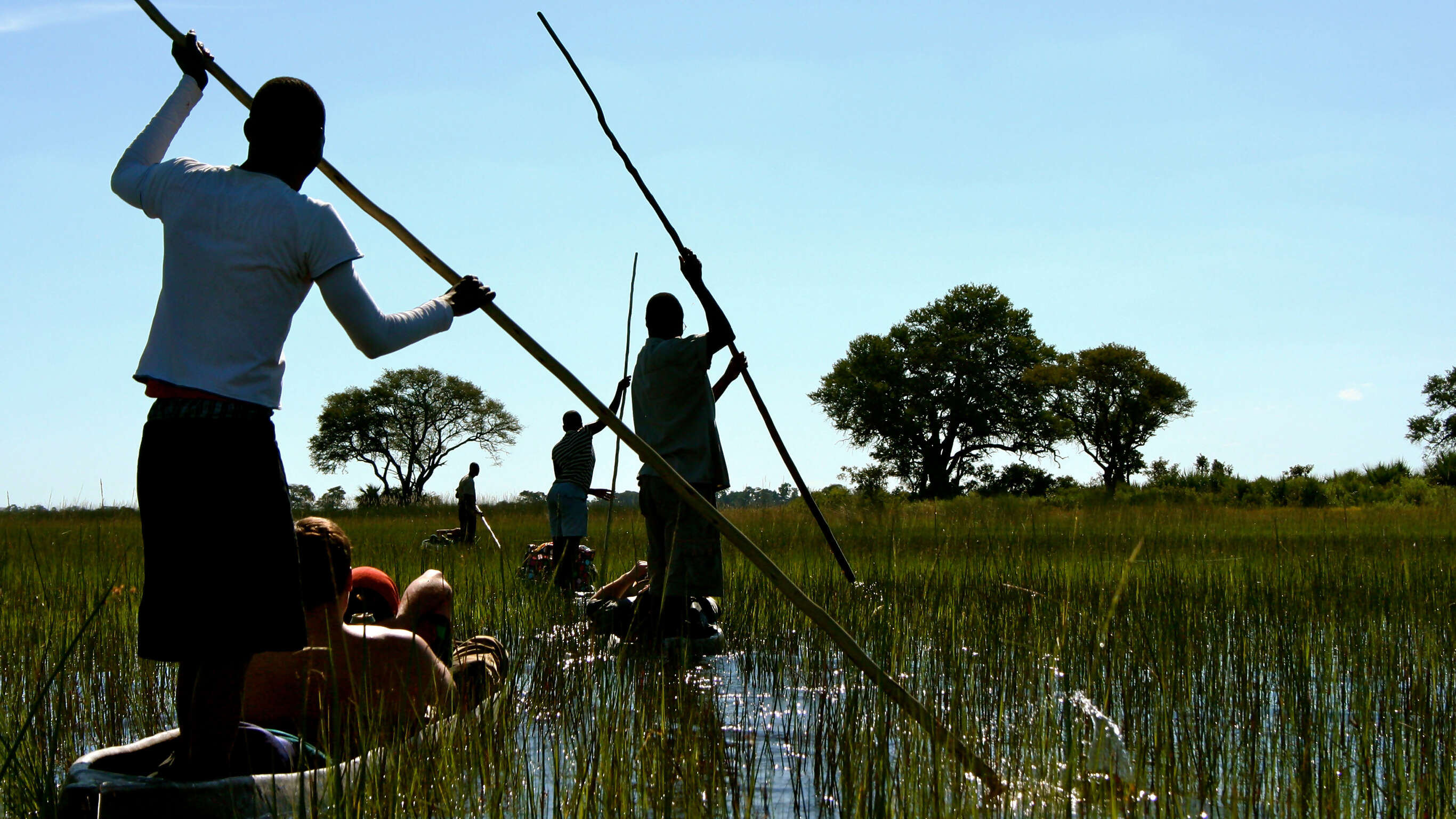 Delta & Falls Eastbound: Baobab Trees & River Views