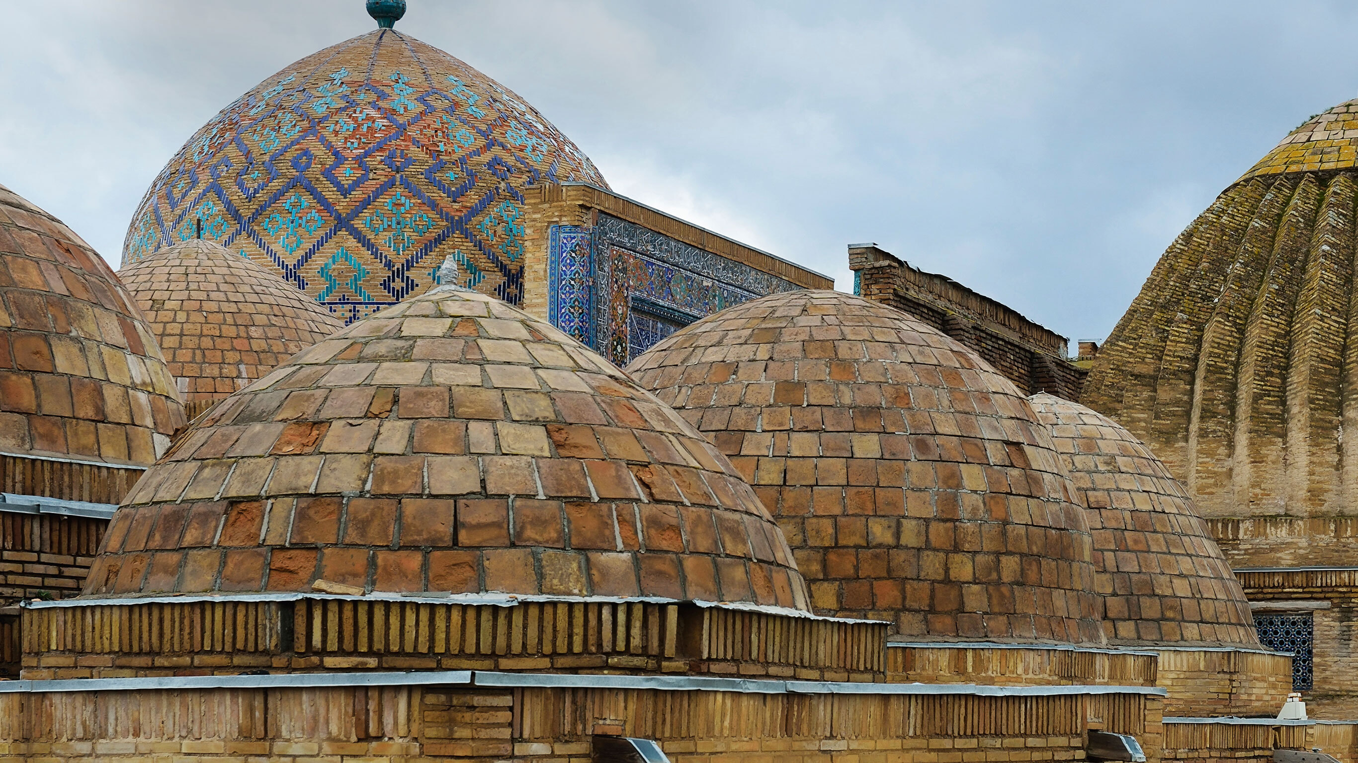 Uzbekistan Discovered