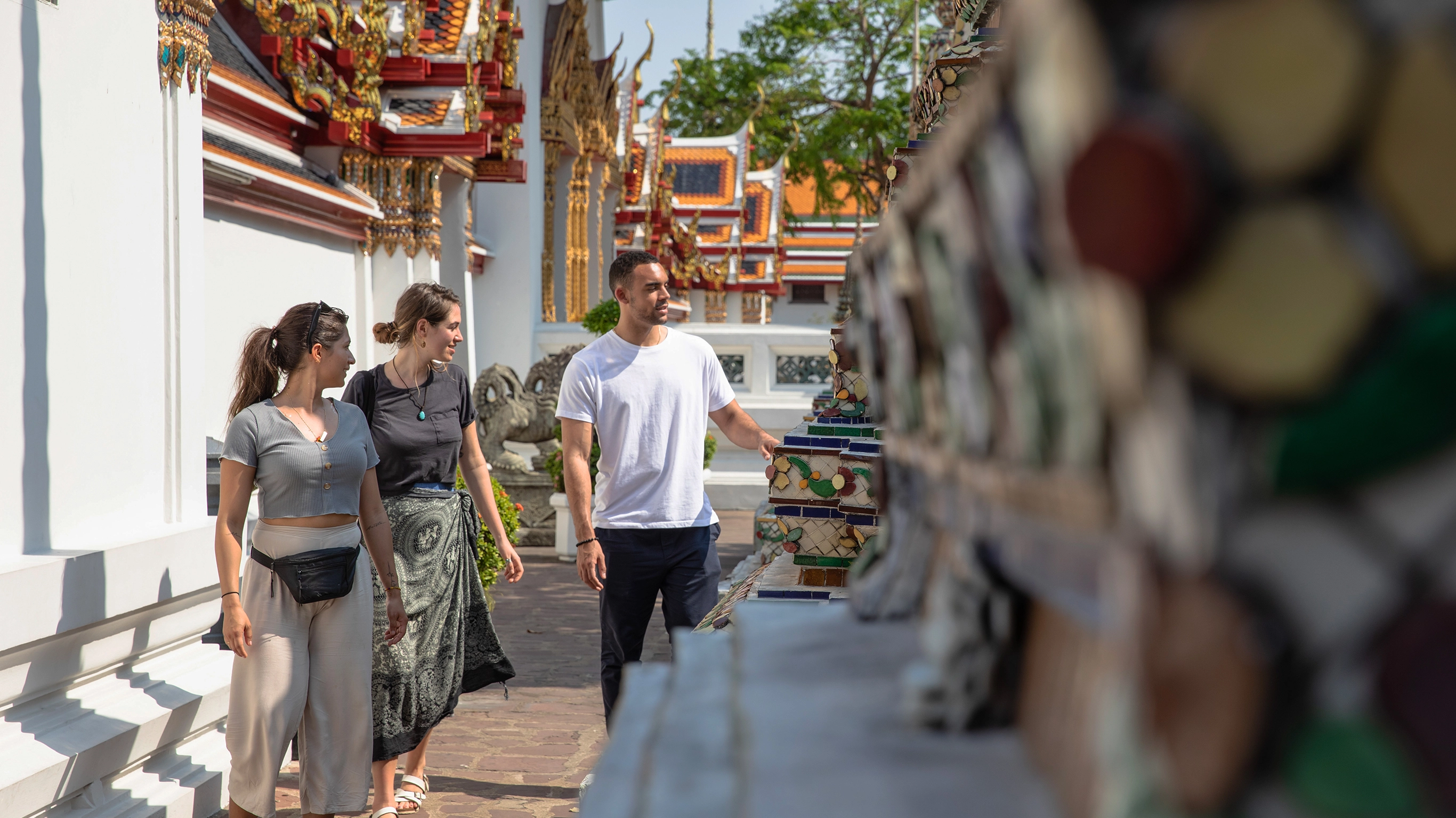 Laos & Thailand: Tuk-Tuks & Thai Curry