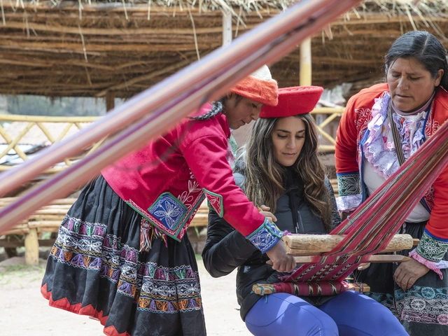 Quito to La Paz: Amazon & Ancient Cultures