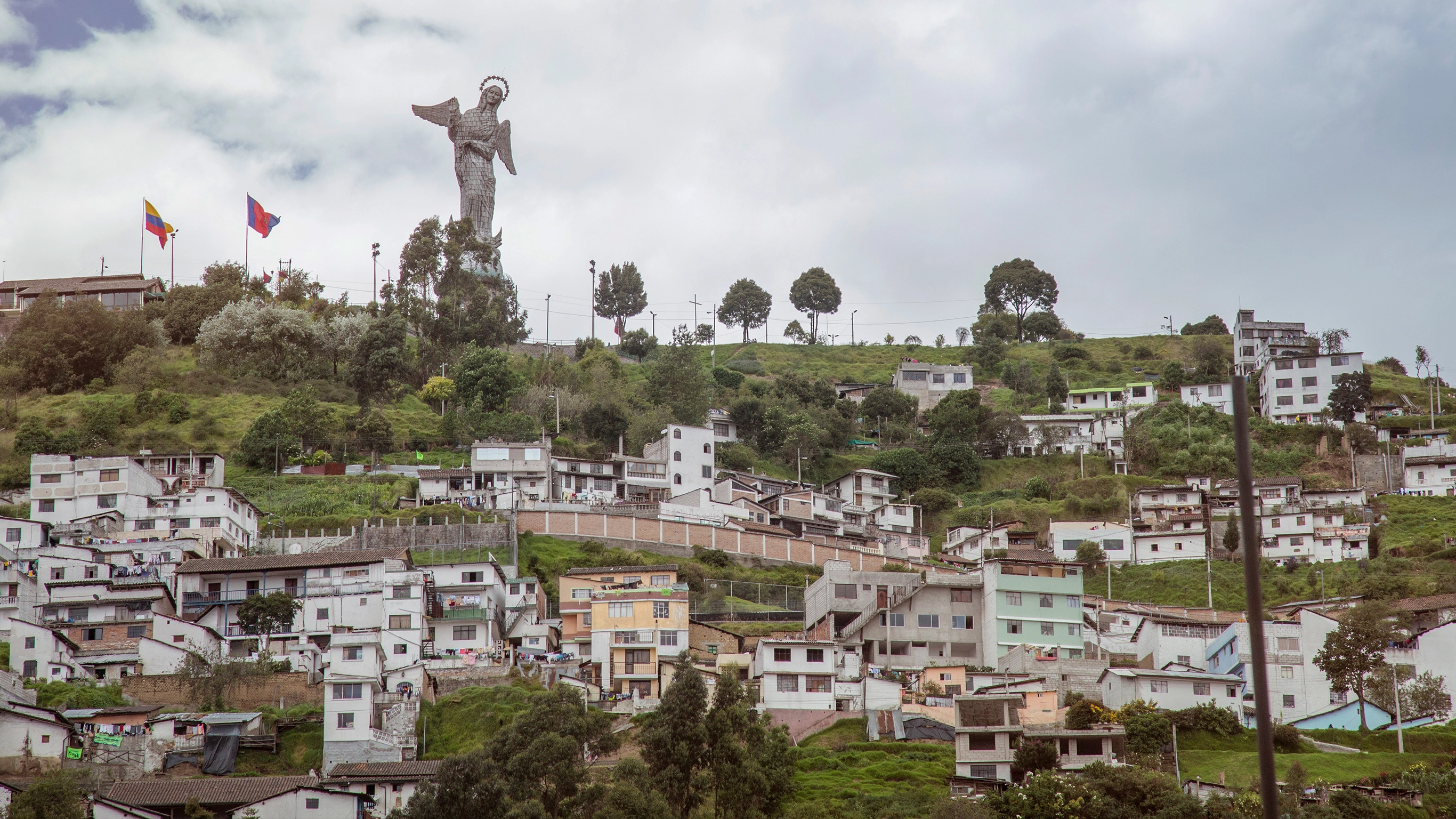 Ecuador Encompassed