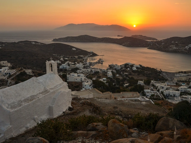 Sailing Greece - Santorini to Mykonos