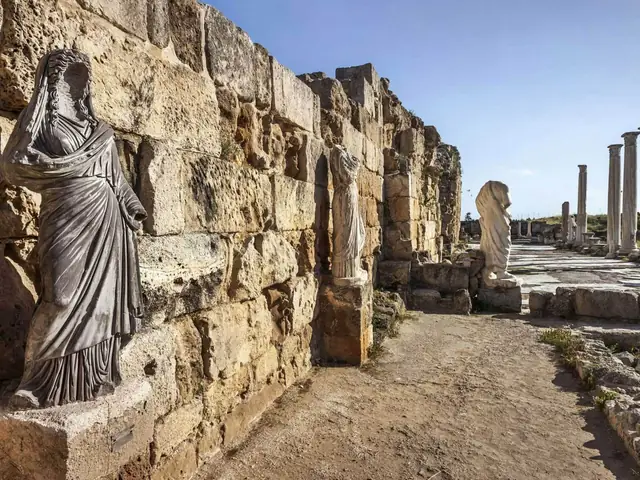 Hiking Cyprus: Kyrenia Coast