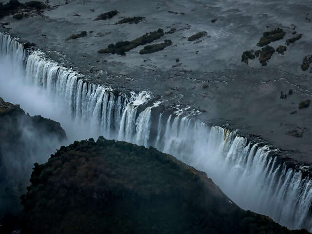 Southern Africa Overland: Cape Town, Falls & Kruger