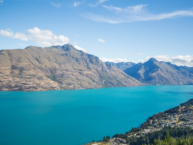 New Zealand Express — Plus