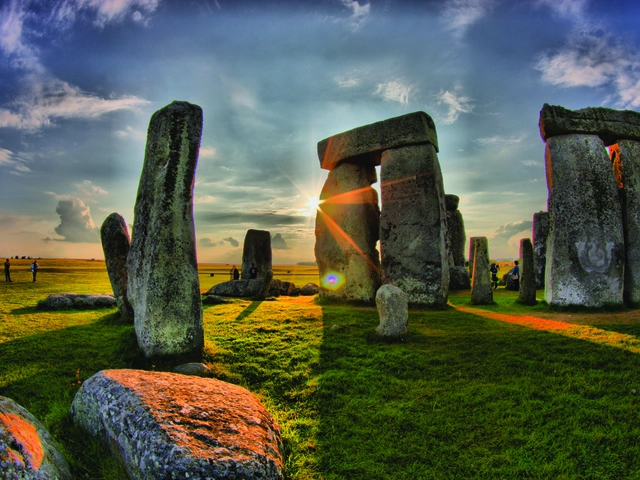 Exploring Britain & Ireland featuring England, Ireland, Scotland and Wales