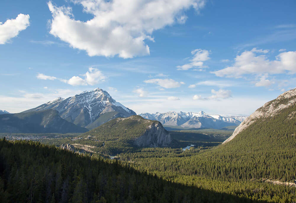 Western Canada’s Rockies, Lakes & Wine Country