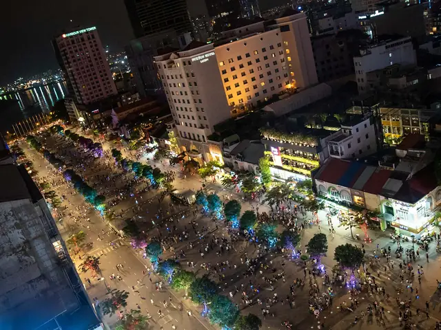 Ho Chi Minh City Day Tour: City Highlights (half day)