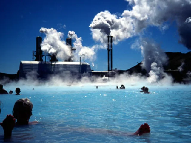 Local Living Iceland—Northern Lights & Reykjavík