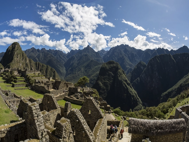 Peru: Ancient Cities & the Andes