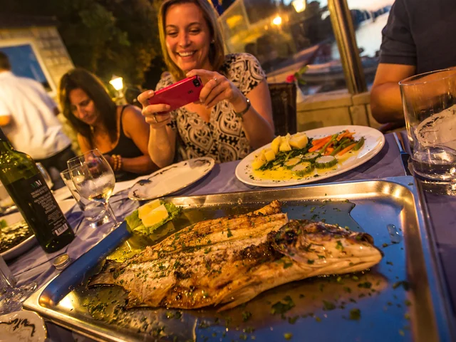 Zagreb to Dubrovnik: Parties & Plitvice Lakes