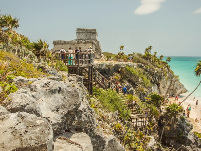 Central American Journey: Rainforests & Ruins