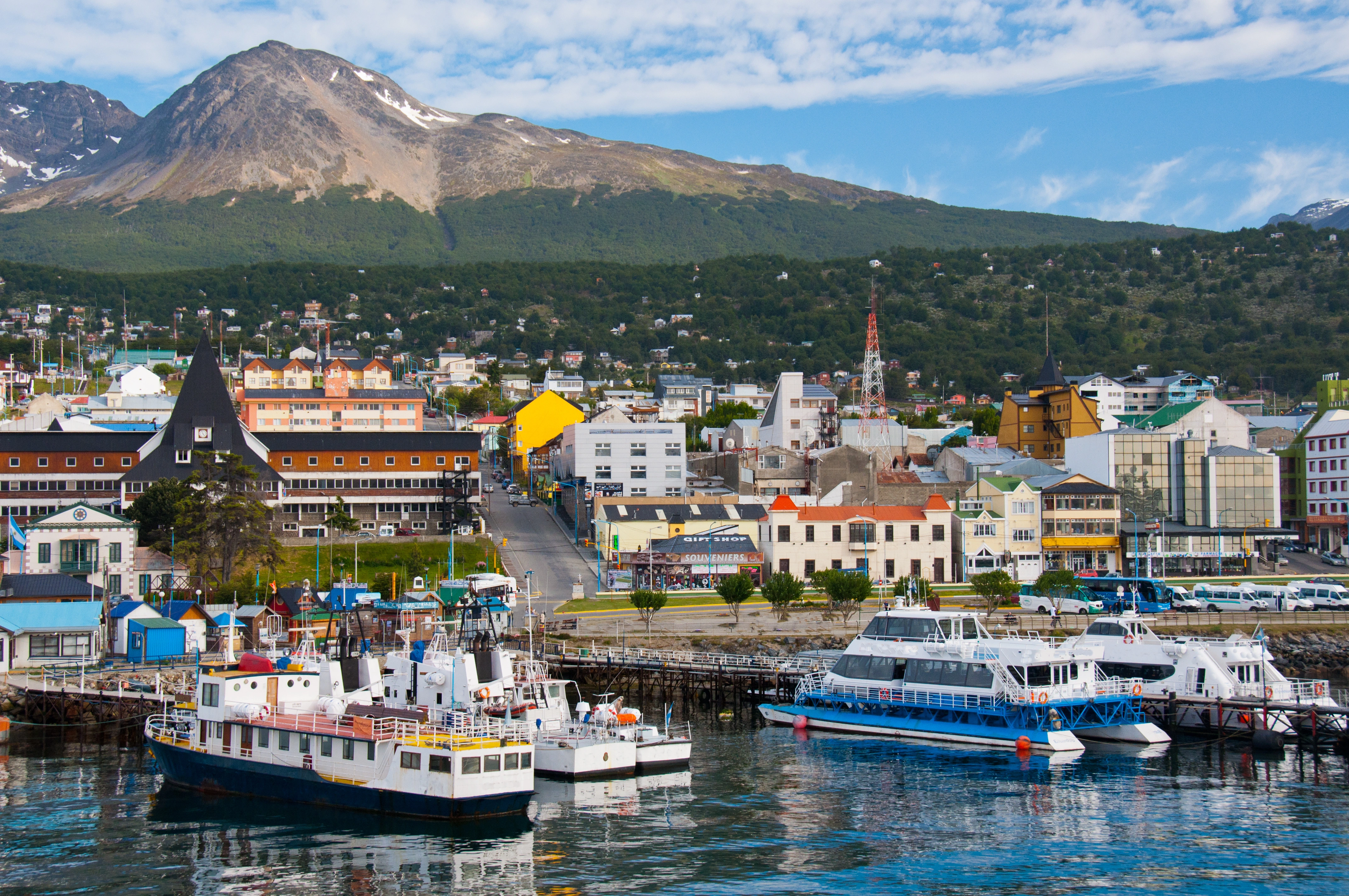 Patagonia: Edge of the World featuring Argentina, Chile, and a 4-Night Patagonia Cruise