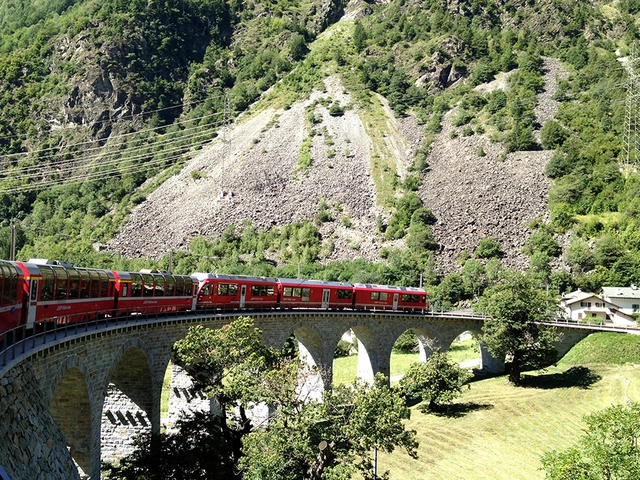 Alpine Lakes & Scenic Trains featuring cruises on Lake Como & Lake Maggiore and scenic trains in Switzerland & Italy