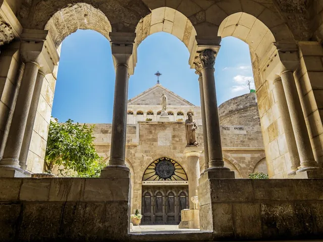 Premium Israel & the Palestinian Territories