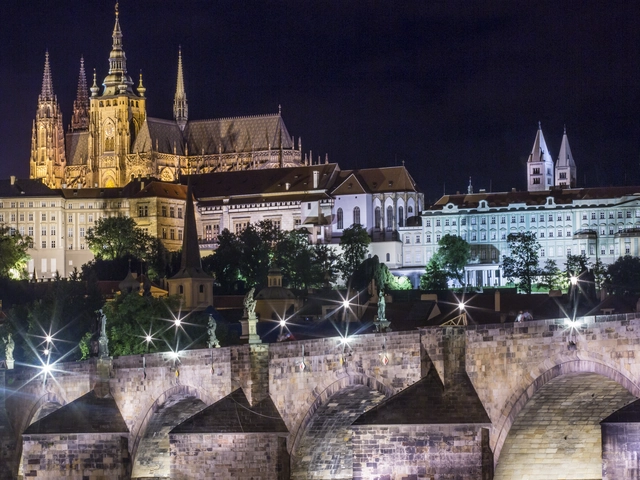 Rome to Paris: Cobblestones & Cuisine