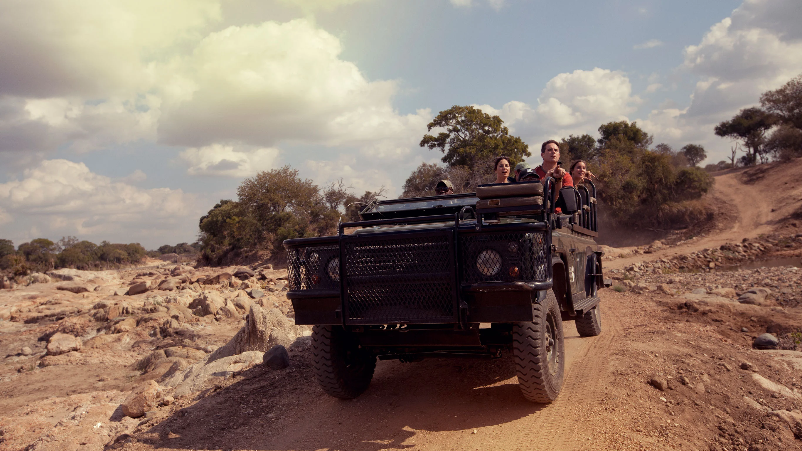 Explore Kruger & Victoria Falls