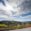 Melbourne to the Red Centre: Rainforests & Mountain Ranges