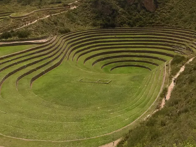 Cusco Day Tour: Maras, Moray and Chinchero (full day)