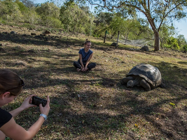 Family Land Galápagos — Multi-Activities