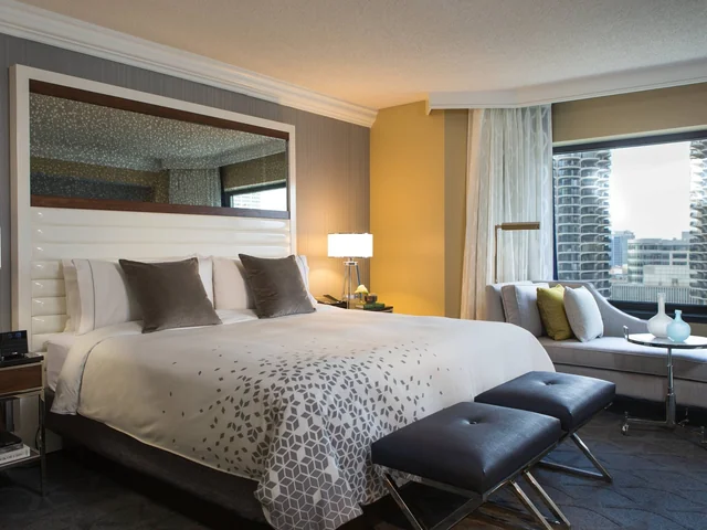 Renaissance Chicago Downtown Hotel
