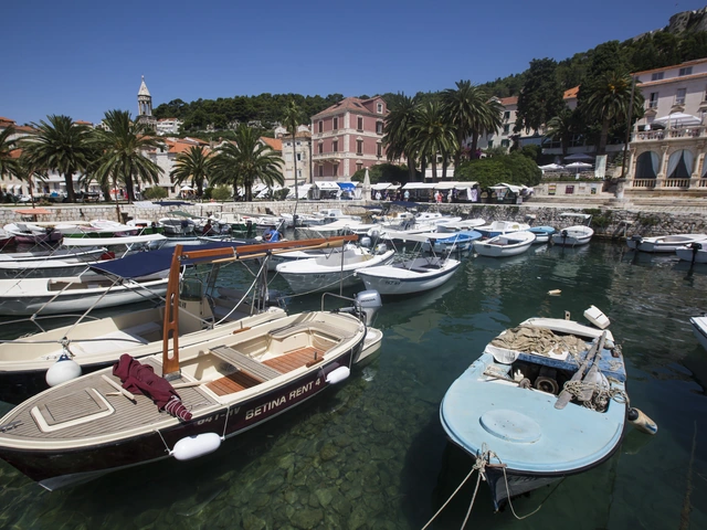 Zagreb to Athens: Adriatic & Ancient Capitals