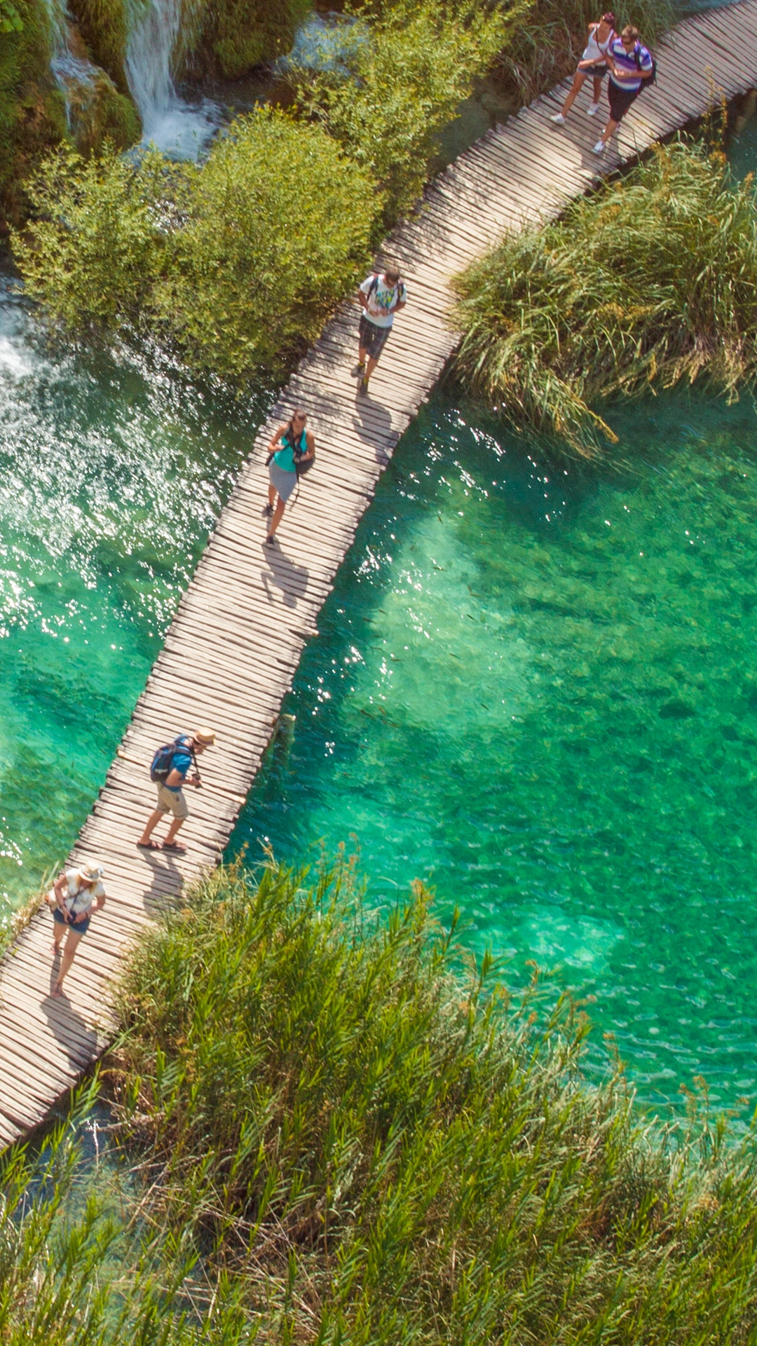 Zagreb to Dubrovnik: Parties & Plitvice Lakes