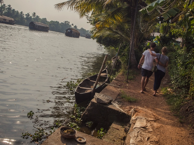 North to South India: The Taj Mahal & Goa Good Times