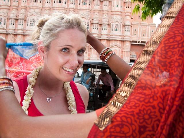 Uncover India: High Deserts & Markets