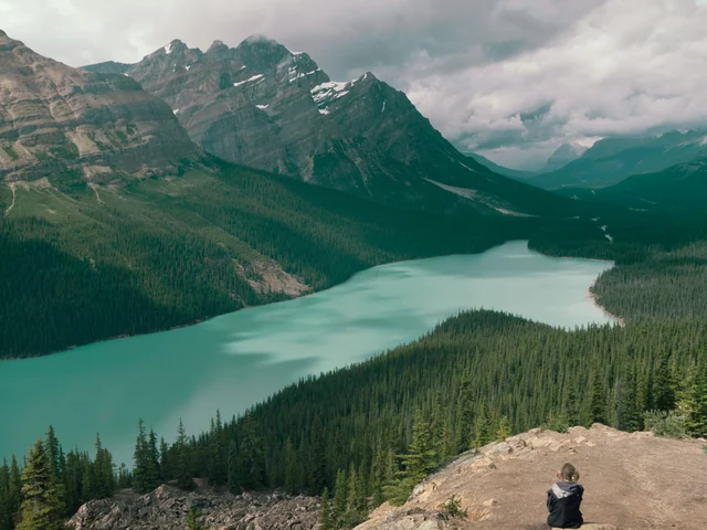 Discover the Canadian Rockies - Eastbound