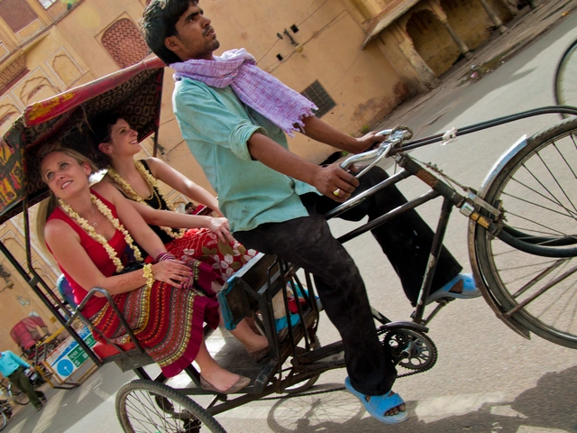 Delhi to Kathmandu: River Walks & Epic Wildlife