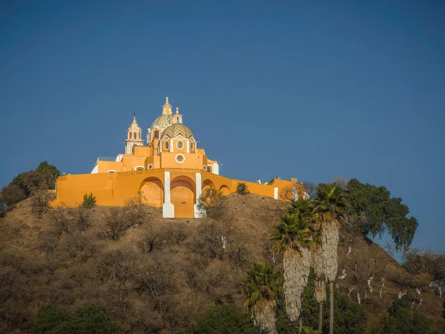 Mexico City to Oaxaca: Pottery & Aztec Pyramids