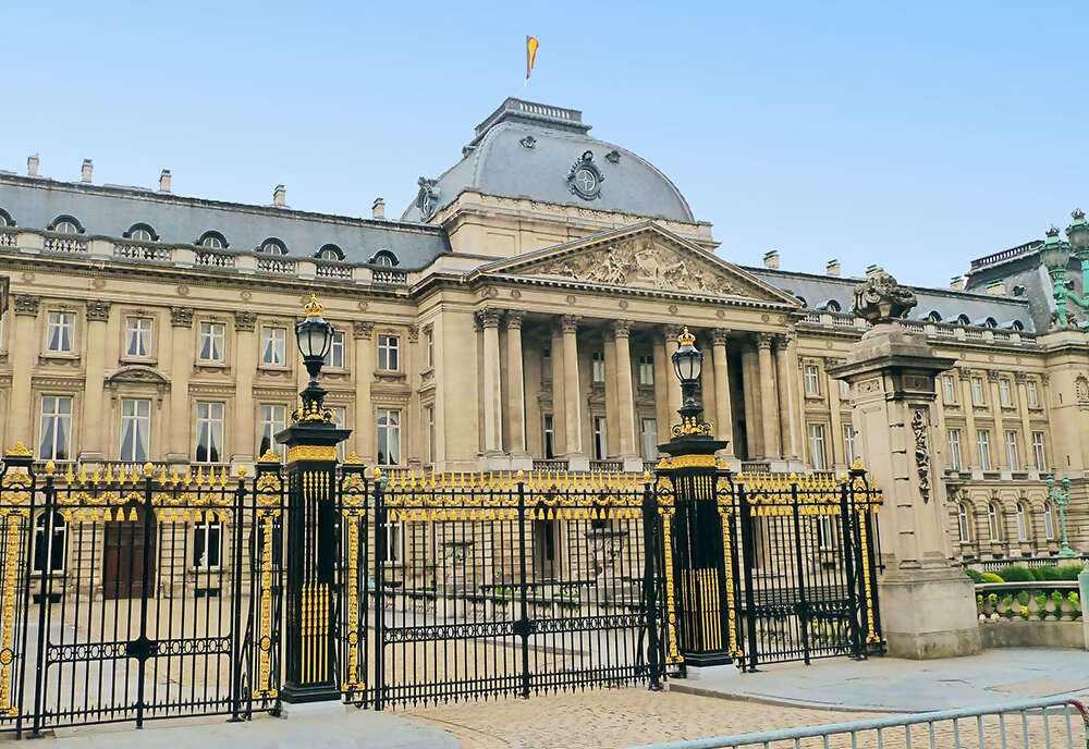 Europe's Cosmopolitan Cities: Amsterdam, Brussels & Paris featuring the Keukenhof Gardens