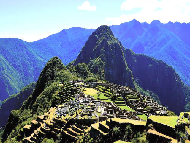 Machu Picchu & Galapagos Wonders featuring a 4-Night Cruise
