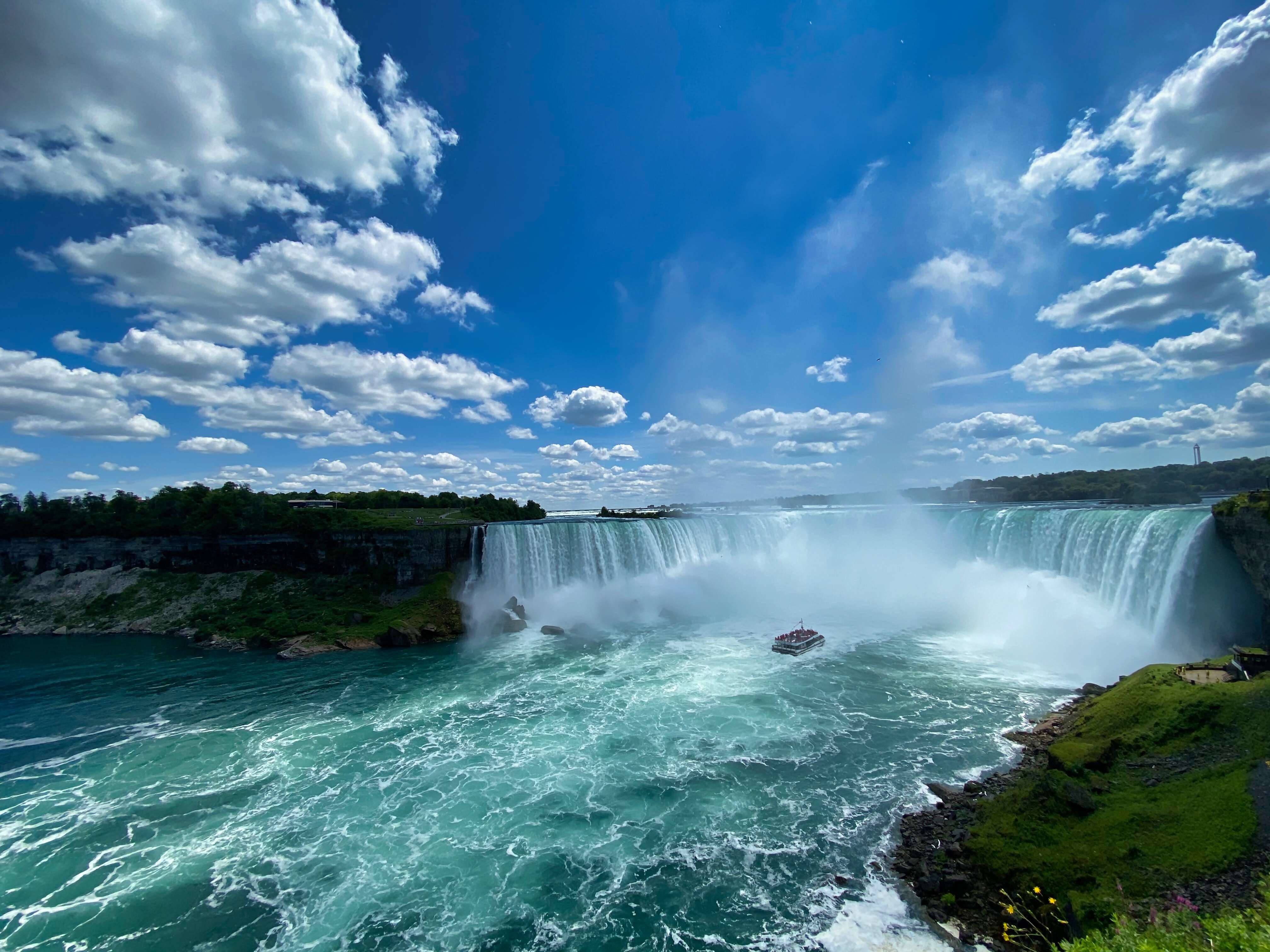 The Best of Eastern Canada featuring Niagara Falls, Ottawa, Quebec City & Montreal