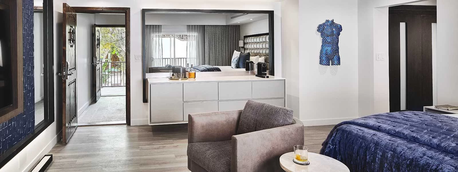 Sunset Marquis Hotel & Villas