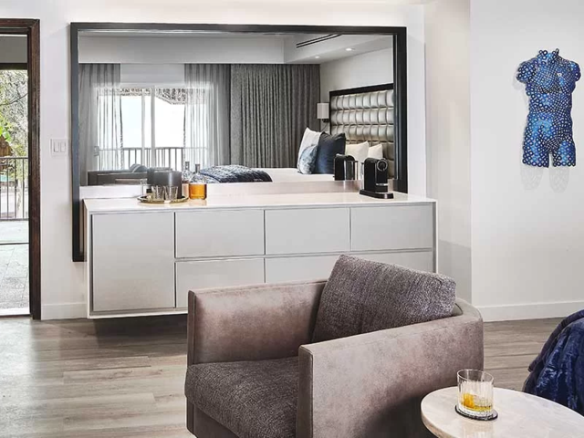 Sunset Marquis Hotel & Villas