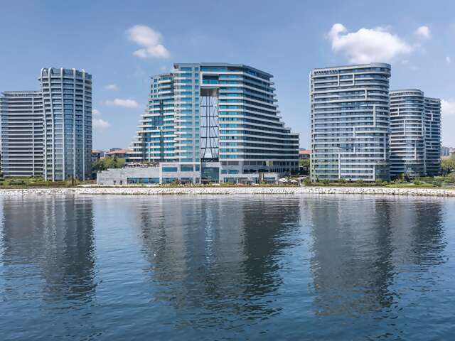 JW Marriott Hotel Istanbul Marmara Sea