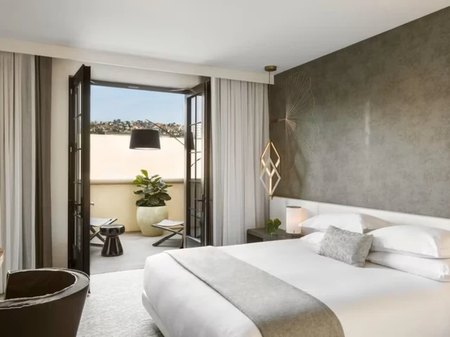 Kimpton La Peer Hotel