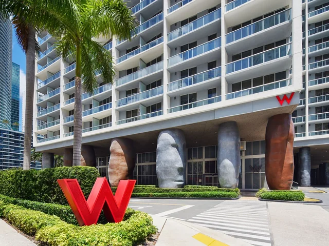 W Miami