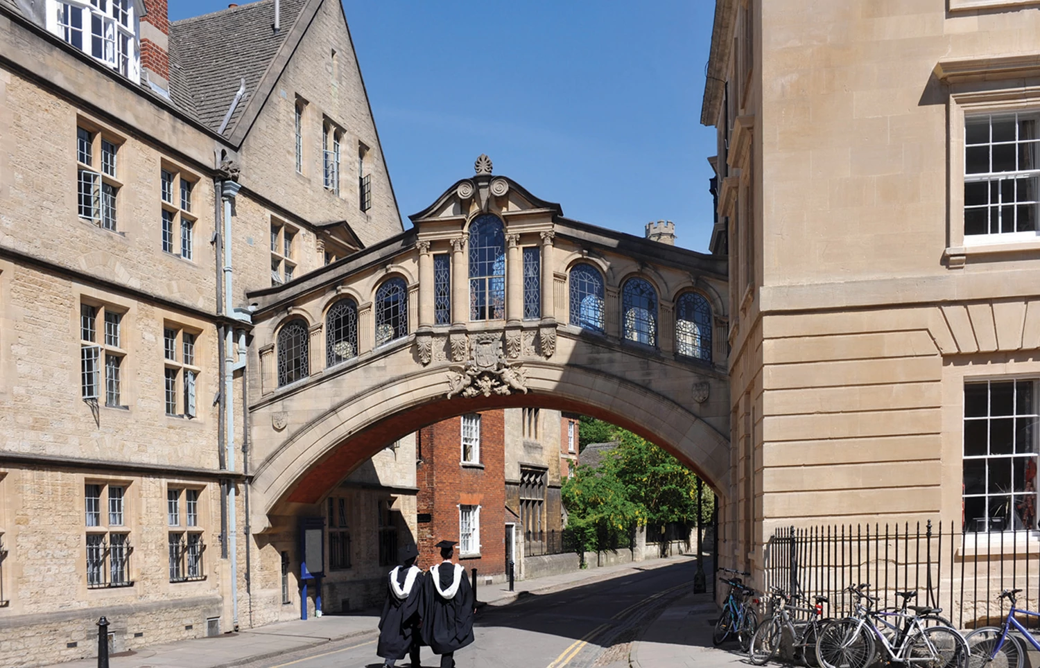 OxfordUniversity_LondonDaytripper_Featured.png