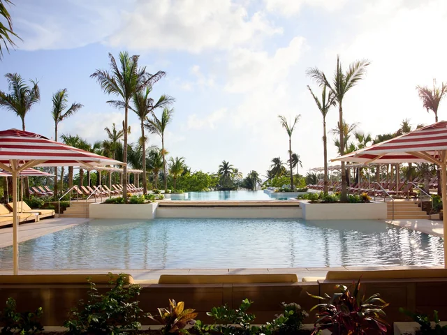 Hotel Indigo Grand Cayman