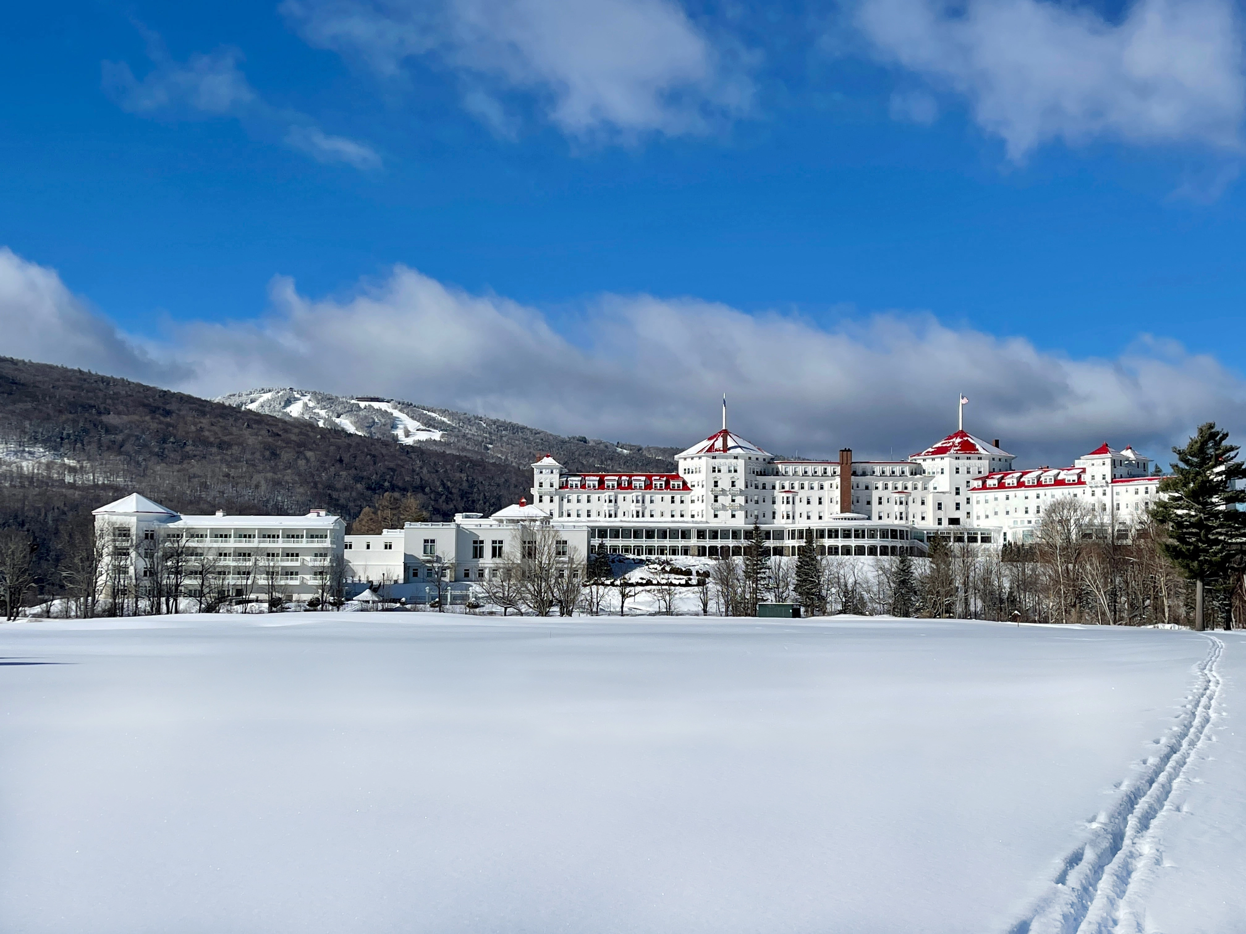 New England Holiday featuring the historic Omni Mount Washington Resort