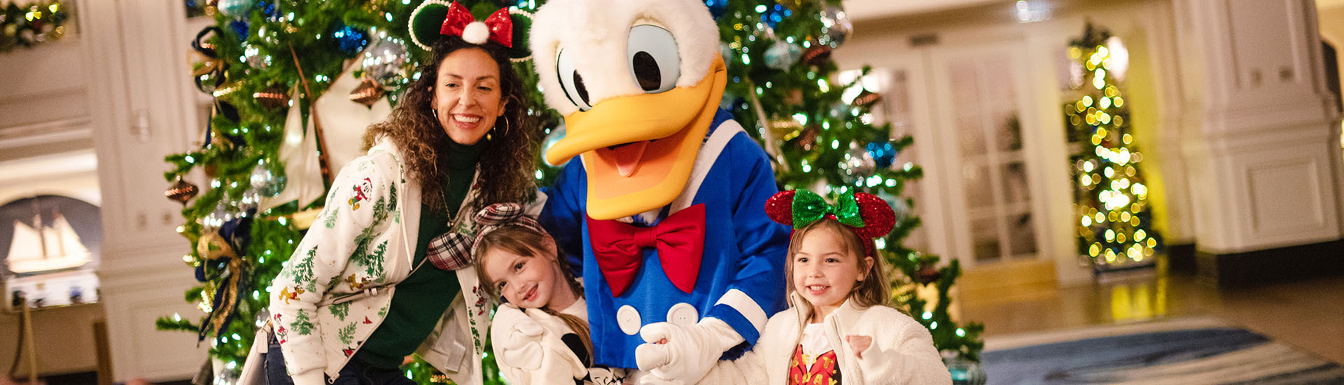 SAVE and STAY in the Holiday Magic